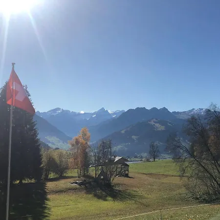 Lovell Camps - Mountain Gstaad